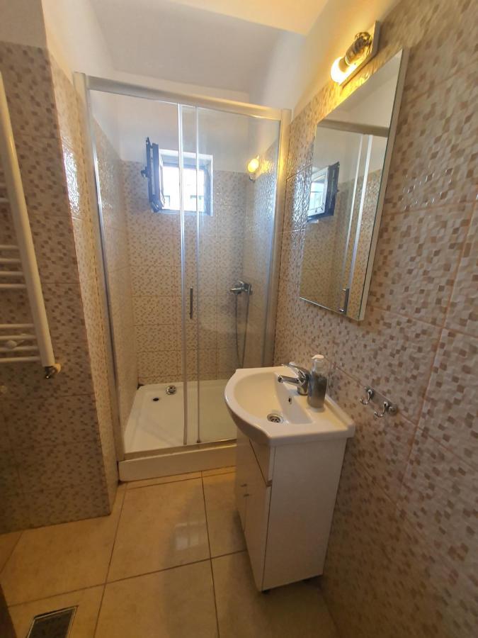 Apartment Villa Bucarest Esterno foto