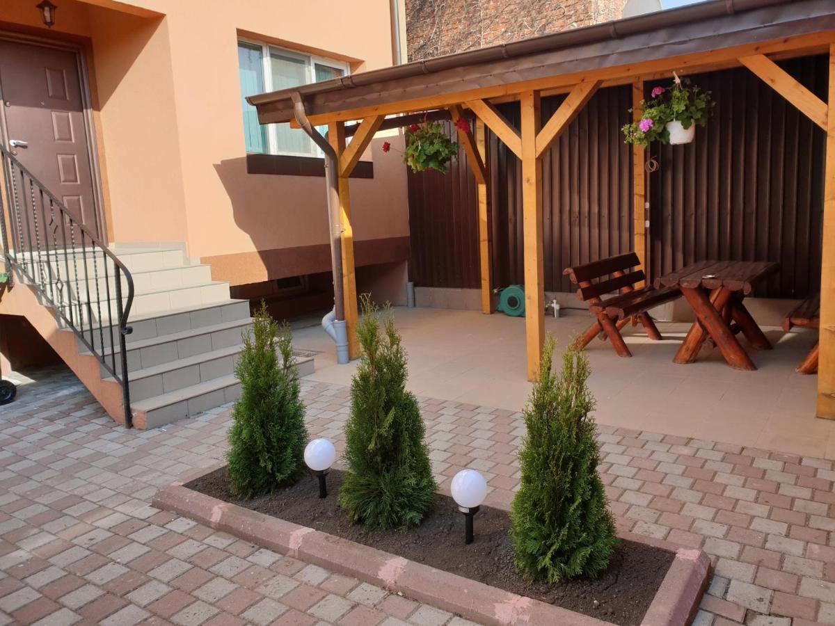 Apartment Villa Bucarest Esterno foto